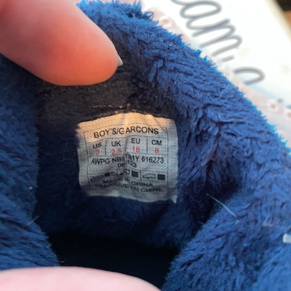 North Face booties - Picture 4 of 4